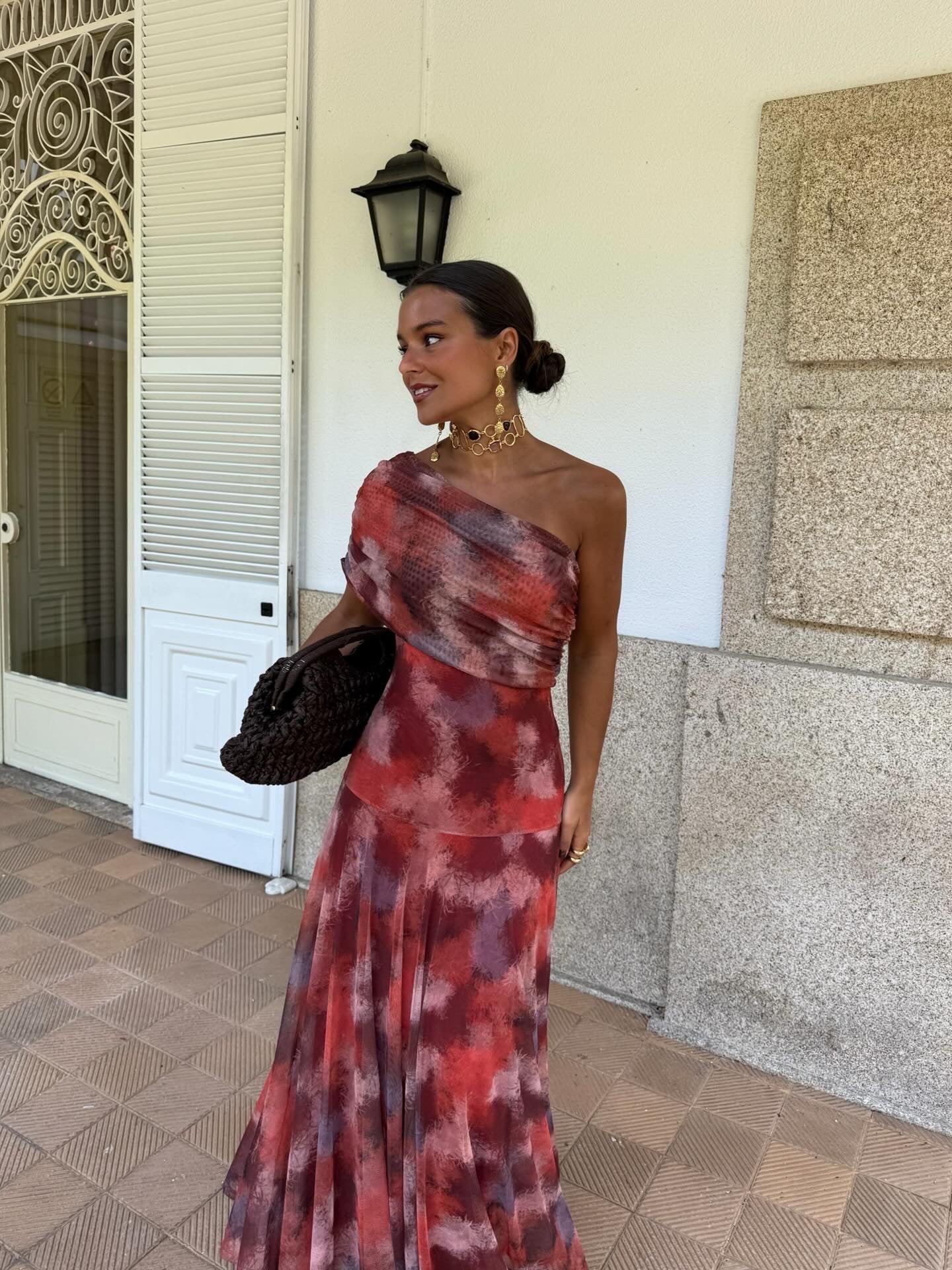 Akvarellmönstrad Långklänning Med Off Shoulder