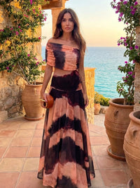 Klänning med Orange och Brunt Mönster